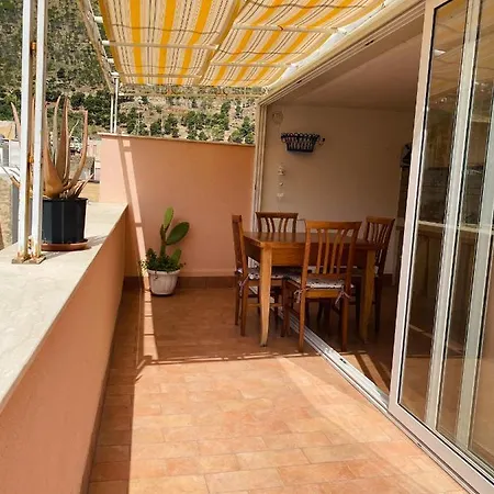Heart Of Castellammare Apartment
