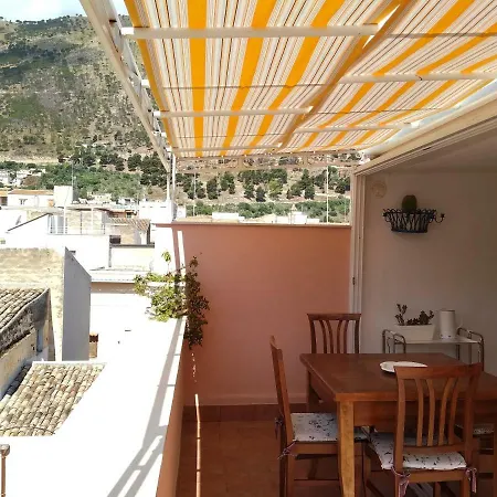 Heart Of Castellammare Apartment